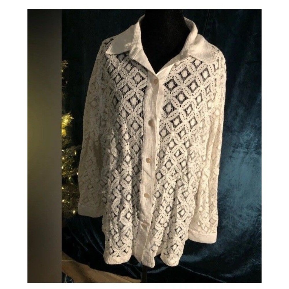 Drapers & Damon’s - White Lace Long Sleeve Top- summer & beachwear large Mesh